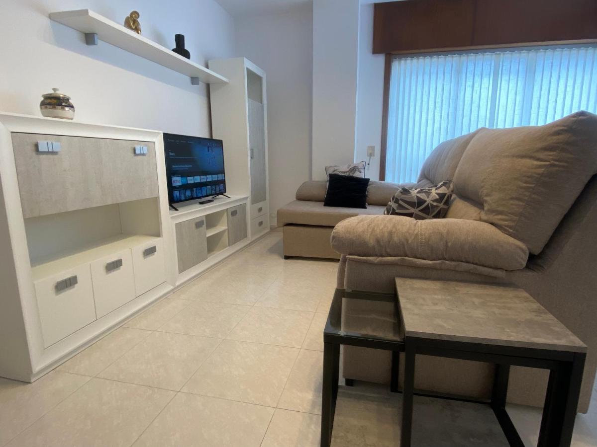 Lalin Centro Urbano, Comodo Y Funcional Exterior foto